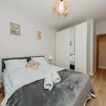 Shortstaypoland Worcella